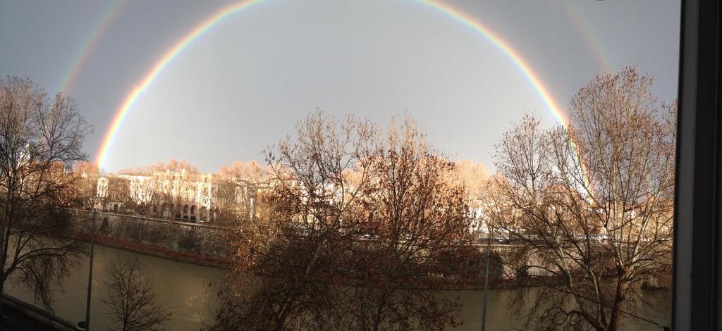 Over The Tiber Loft روما الغرفة الصورة