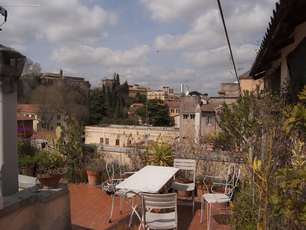 Over The Tiber Loft روما المظهر الخارجي الصورة